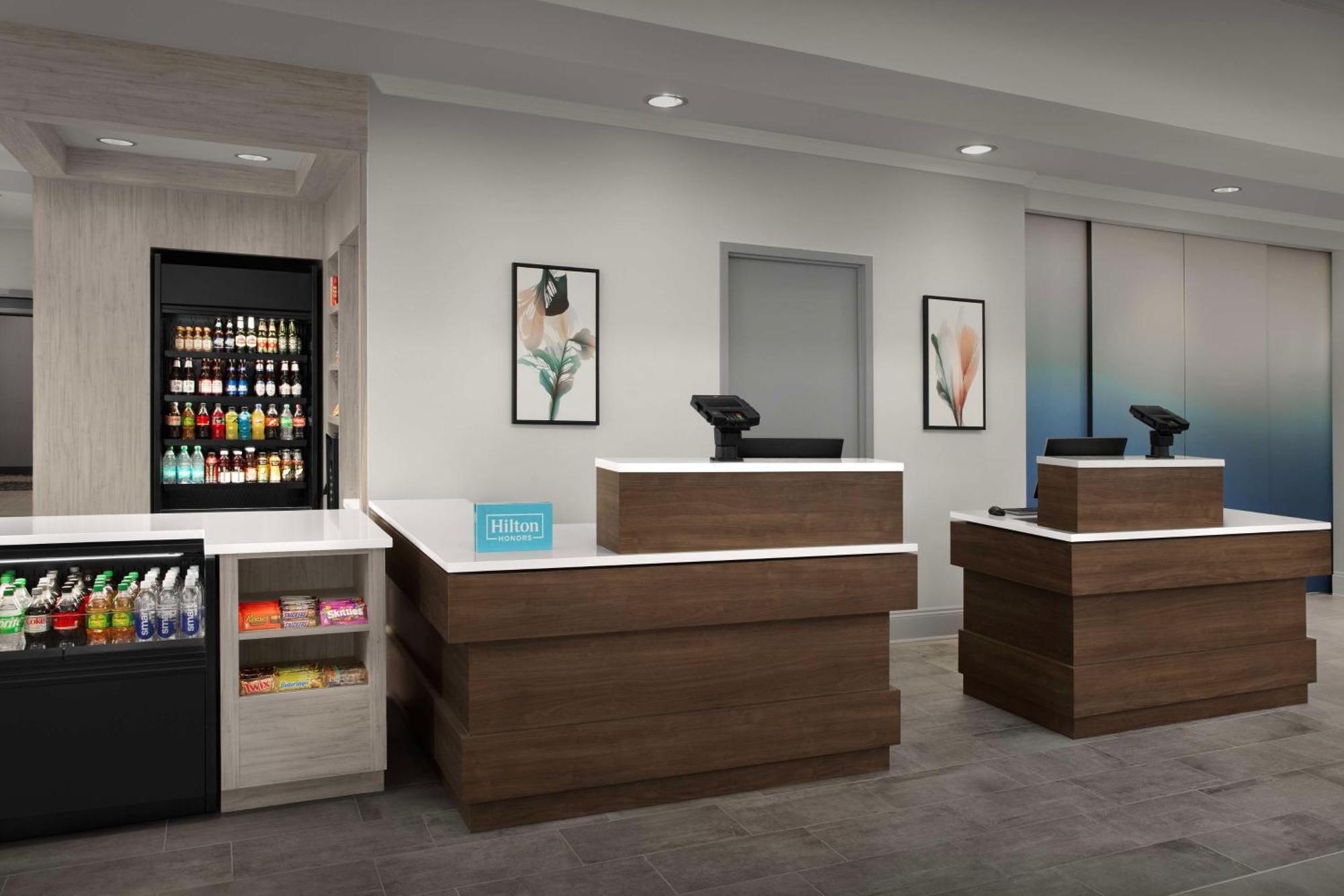 Hilton Garden Atlanta North/johns Creek